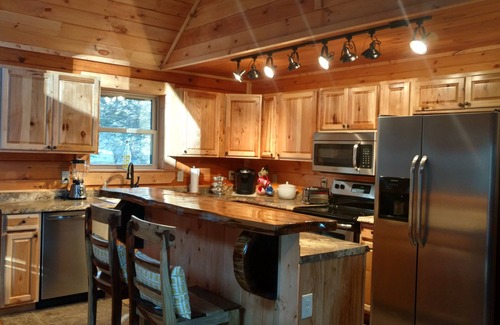 Waynesville Cabin | Your Smokey Mountain Hideaway Awaits!