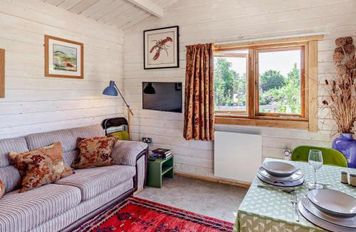 Claverham Cabin | 1 Bed in Bristol oc-91933