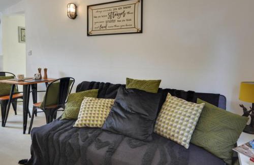 Whippingham Cabin | 1 Bed in East Cowes oc-91562
