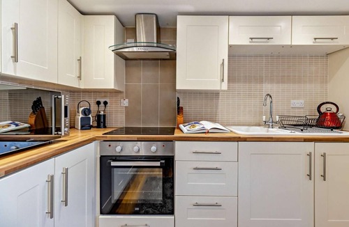 Libanus House | 1 Bed in Libanus (oc-a30084)
