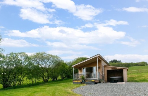 Brecon Ski Chalet | 1 Bed in Lower Chapel (oc-waa906)