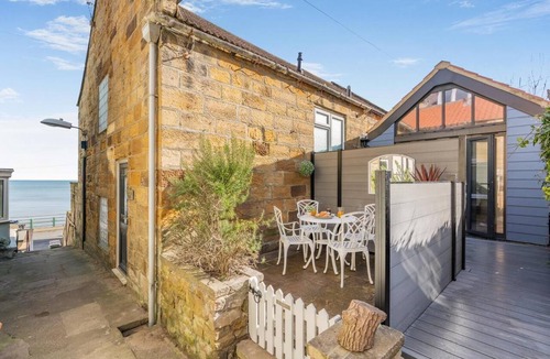 Sandsend Apartment | 1 Bed in Sandsend (oc-s37204)