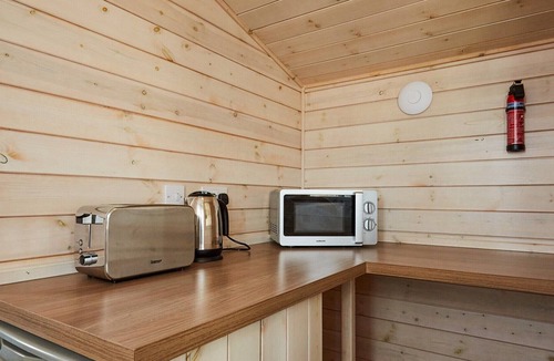 Anstruther Cabin | 1 bedroom accommodation in Anthruther