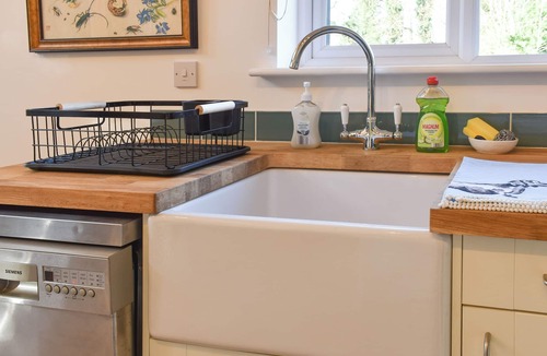 West Meon Cottage | 1 bedroom accommodation in Soberton