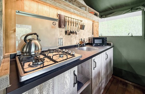 Eccles Ski Chalet | 1 bedroom accommodation in Halling