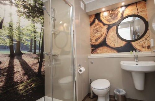 Annan Cabin | 1 bedroom accommodation in Annan