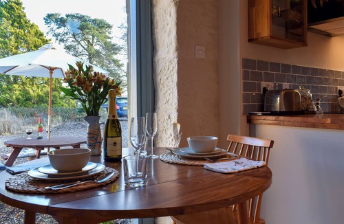 Ladybank Cottage | 1 bedroom accommodation in Near Ladybank, Cupar