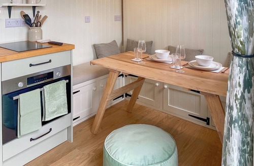 Ilton Apartment | 1 bedroom accommodation in Southtown, nr Illminster