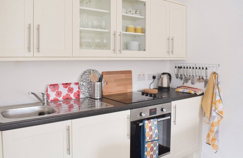 Kelso Cottage | 1 bedroom accommodation in Yetholm, near Kelso