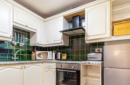 Birchover Cottage | 1 bedroom accommodation in Birchover, near Matlock