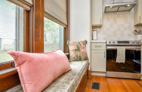 Burlington Apartment | 1 Bedroom Full Apartment | Unique, Uplifting & Serene