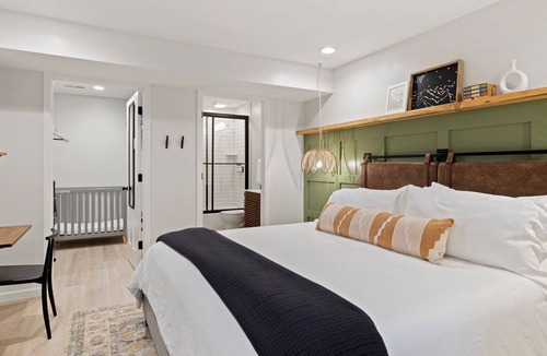 Fletcher Apartment | 1 Bedroom Luxury Studio