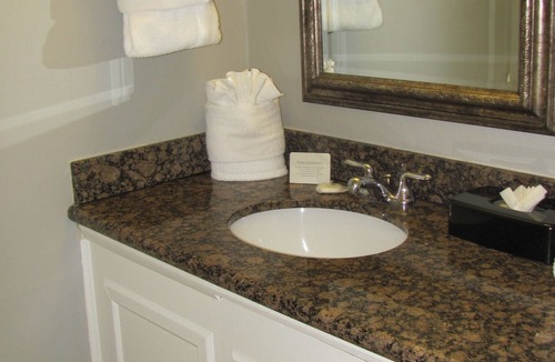 Asheville Villa | 1 Bedroom Vacation Villa