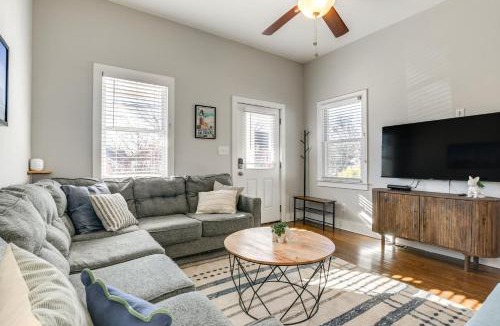 Downtown House | 1 Mi to Dtwn Home with Backyard in Raleigh!