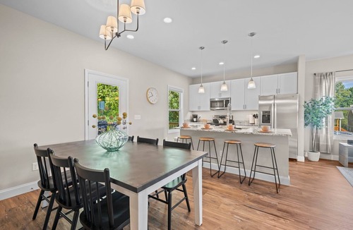 Asheville House | 10 Min To Downtown Asheville! Pet Friendly!