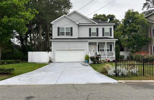 Norfolk House | 10 mins to Airport, 4 mins to base, 25 mins to Virginia Beach