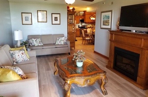 Sneads Ferry Condo | 10%OFF OCEANFRONT CONDO>SHIPWATCH Villa 2BD~WEEKLY &MONTHLY RENTAL>OCT-MAR. 2026