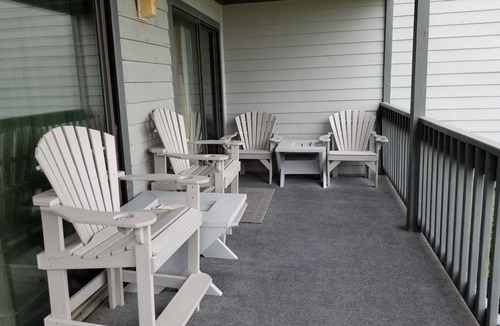 Sneads Ferry Condo | 10%OFF OCEANFRONT CONDO>SHIPWATCH Villa 2BD~WEEKLY &MONTHLY RENTAL>OCT-MAR. 2026