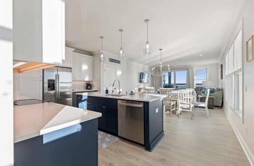 Wilmington Beach Condo | 10% off weekly rates, almost new oceanfront 4 bedroom, 3 bathrooms, one level