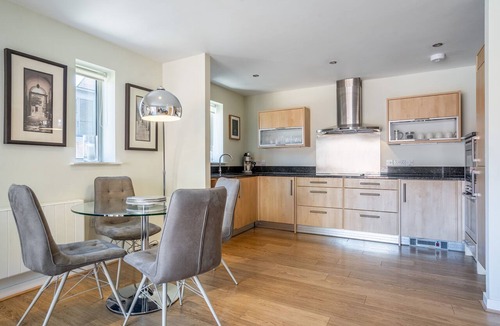York Apartment | 10 Stonegate Court - sleeps 4 guests in 2 bedrooms