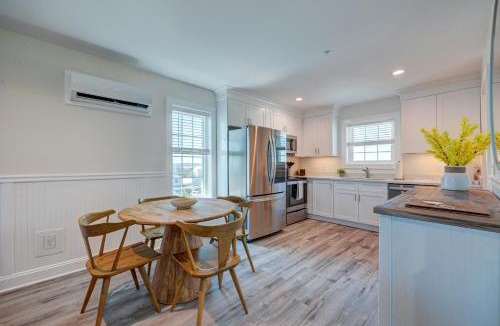 Surf City Hotel | 1008 King Suite, 1st Floor Serenity