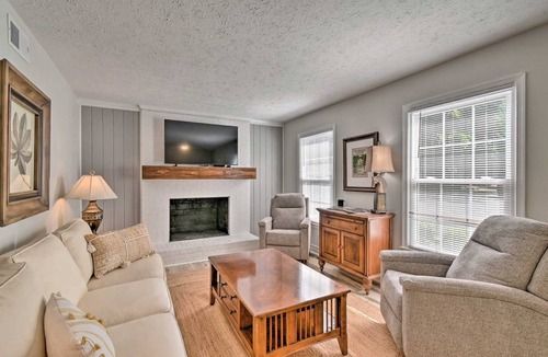 Southern Pines Apartment | 102 m² Apartment ∙ 2 bedrooms ∙ 4 guests