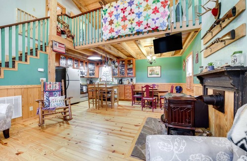 Robbinsville House | 102 m² House ∙ 2 bedrooms ∙ 8 guests