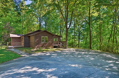 Moravian Falls House | 102 m² House ∙ 2 bedrooms ∙ 6 guests