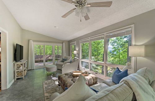 Moravian Falls House | 102 m² House ∙ 2 bedrooms ∙ 6 guests