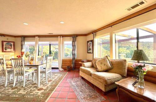Pineville Villa | 102 m² Villa ∙ 2 bedrooms ∙ 7 guests