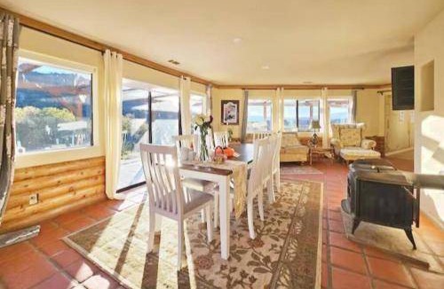 Pineville Villa | 102 m² Villa ∙ 2 bedrooms ∙ 7 guests