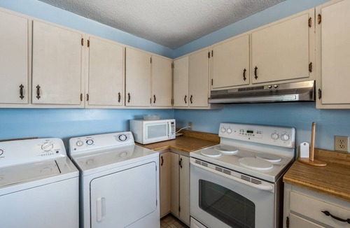 Topsail Beach House | 104 m² House ∙ 3 bedrooms ∙ 6 guests
