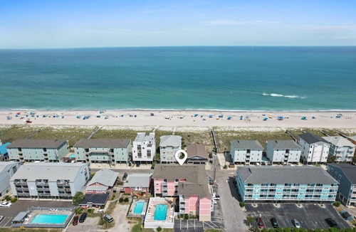 Carolina Beach Condo | 105 m² Condo ∙ 3 bedrooms ∙ 6 guests