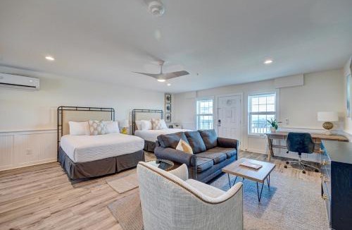 Surf City Apartment | 107 Queen Suite, 1st Floor Sundown