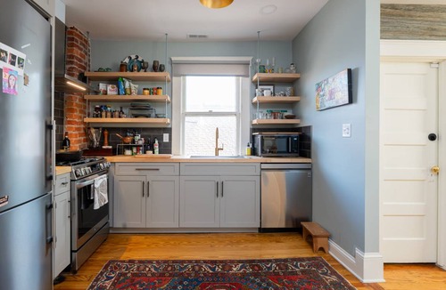 Historic Montford House | 109 m² House ∙ 2 bedrooms ∙ 4 guests