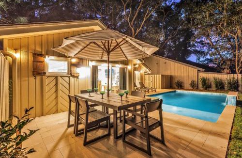 Lawton Woods House | 11 Pender Lane