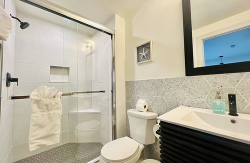 Northeast Raleigh House | 110 m² House ∙ 3 bedrooms ∙ 6 guests