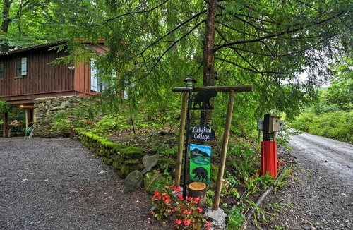 Candler Cottage | 111 m² Cabin ∙ 2 bedrooms ∙ 6 guests