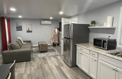 Maggie Valley Hotel | 111 m² Hotel ∙ 2 bedrooms ∙ 6 guests