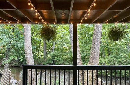 Maggie Valley Hotel | 111 m² Hotel ∙ 2 bedrooms ∙ 6 guests
