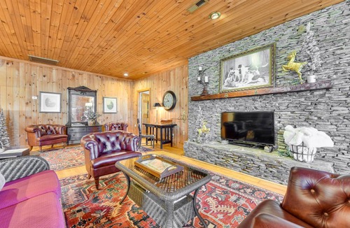 North Carolina Piedmont House | 111 m² House ∙ 2 bedrooms ∙ 4 guests