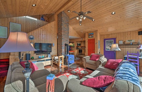 Bryson City House | 111 m² House ∙ 2 bedrooms ∙ 8 guests