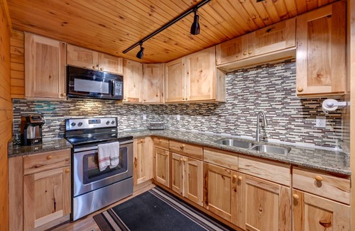 Robbinsville House | 111 m² House ∙ 3 bedrooms ∙ 7 guests
