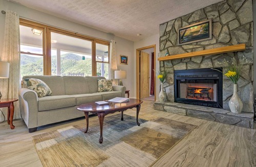 Maggie Valley House | 111 m² House ∙ 2 bedrooms ∙ 4 guests