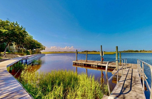 Bald Head Island Condo | 112 m² Condo ∙ 3 bedrooms ∙ 8 guests