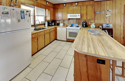 Topsail Beach House | 112 m² House ∙ 4 bedrooms ∙ 8 guests