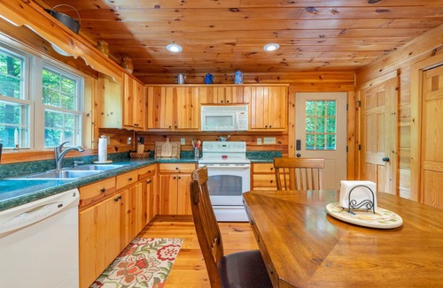 Old Fort Cabin | 117 m² Cabin ∙ 2 bedrooms ∙ 6 guests
