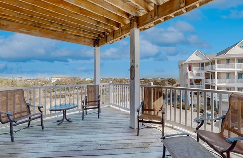 Hatteras Condo | 118 m² Condo ∙ 2 bedrooms ∙ 4 guests