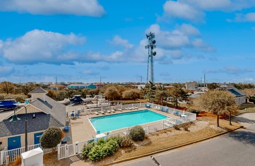 Hatteras Condo | 118 m² Condo ∙ 2 bedrooms ∙ 4 guests