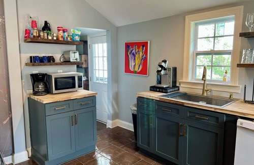 Historic Waverly House | 12 South Abode near Belmont University, Shopping and great food